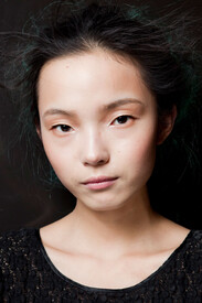 Vanessa_Bruno_Fall_2012_Backstage_z_CSiaqv92_Qax.jpg