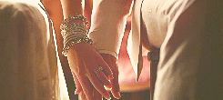 tumblr_m4zv1xYkTW1qc10jpo8_r1_250.gif