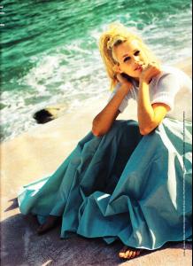 Elle 1.jpg