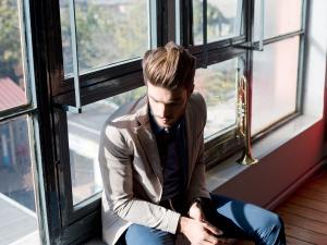 22-blazer-JESTER-shirt-CAPUA-T-shirt-TOZZI-VIN-trousers-PORTA1.jpg