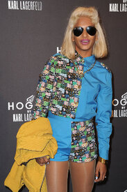 Hogan Karl Lagerfeld Cocktail Party Paris zwCOH-f23-Ix.jpg