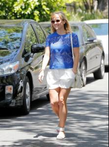 reese-witherspoon-out-in-la_9.jpg