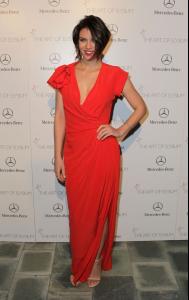 lauren-cohan-at-the-art-of-elysium-s-7th-annual-heaven-gala-in-la_5.jpg