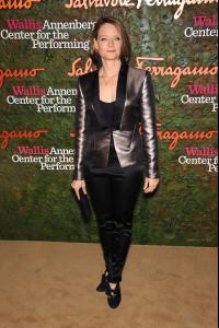 jodie-foster-at-wallis-annenberg-center-gala_3.jpg