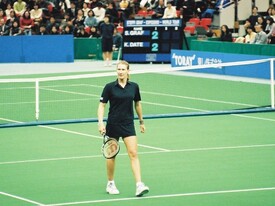 Steffi_Graf_Farewell_World_Tour_2000.JPG