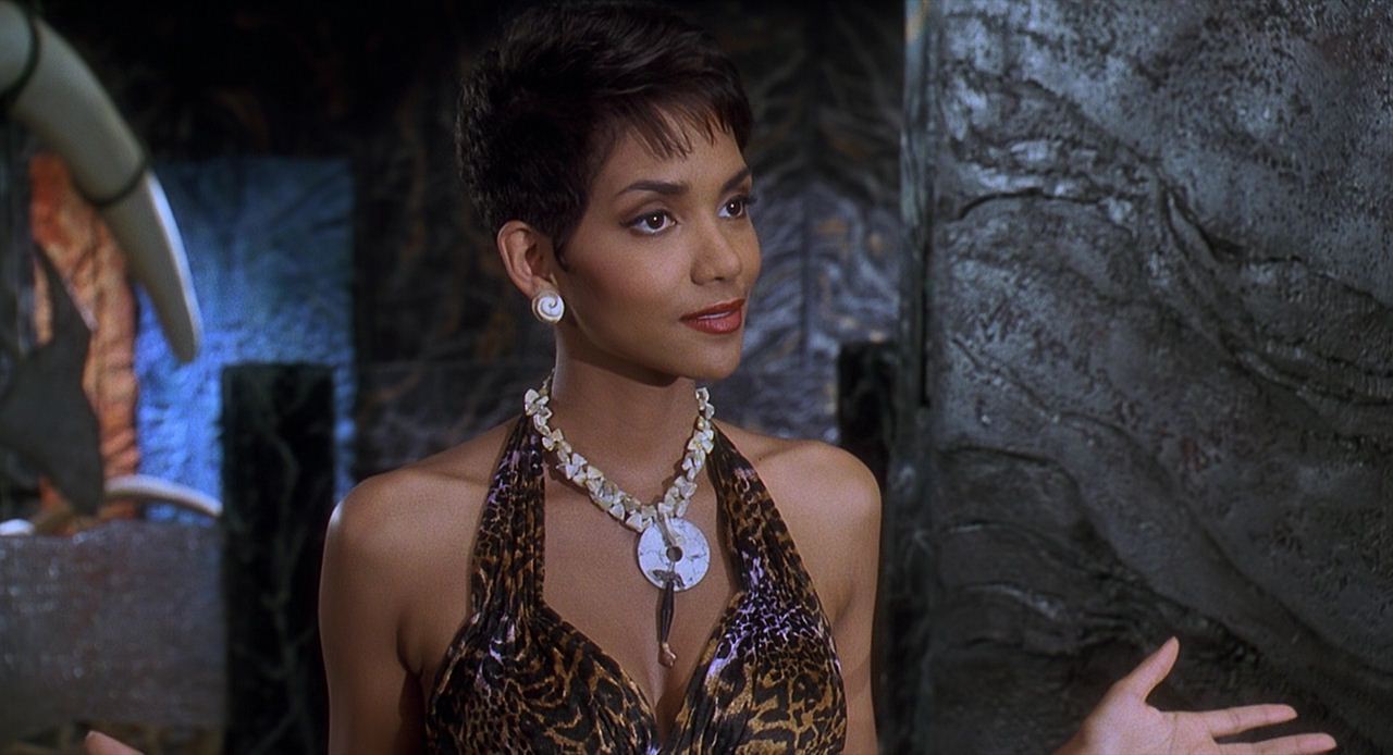 Halle Berry / The Flintstones / (US 1994). http://uploaded.net/file/0mh2hcp...