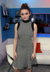 Joey-King--Hollywood-Today-Live--01.jpg