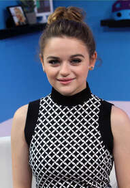 Joey-King--Hollywood-Today-Live--11.jpg
