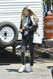 Sofia-Richie-out-in-New-York--03.jpg