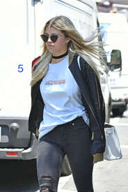 Sofia-Richie-out-in-New-York--12.jpg