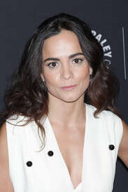 Alice-Braga--Tribute-to-Hispanic-Achievements-in-Television-2016--01.jpg