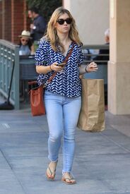 alona-tal-casual-style-shopping-in-beverly-hills-6-15-2016-3.jpg