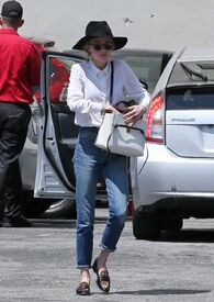 amber-heard-casual-style-out-in-los-angeles-6-7-2016-4.jpg