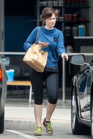 zooey-deschanel-in-leggings-out-in-hermosa-beach-6-15-2016-5.jpg