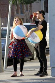 willow-shields-on-the-set-of-dwts-commercial-in-hollywood_12.jpg