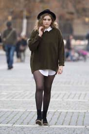 Willow-Shields--Out-and-about-in-Berlin--03.jpg