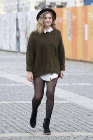 Willow-Shields--Out-and-about-in-Berlin--13.jpg