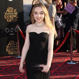 sabrina-carpenter-disney-s-alice-through-the-looking-glass-premiere-in-hollywood-5-23-2016-3.jpg