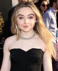 sabrina-carpenter-disney-s-alice-through-the-looking-glass-premiere-in-hollywood-5-23-2016-8.jpg