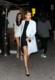 Hailey-Baldwin-and-Madison-Beer--Leaving-the-Nice-Guy-Club--02.jpg