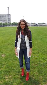 madison-pettis-on-the-set-of-nfl-s-tweensjuniors-aparrel-photoshoot-in-los-angeles_2.jpg