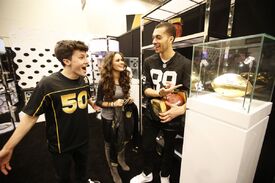 madison-pettis-at-nfl-shop-juniors-event-in-san-francisco-01-31-2016_4.jpg