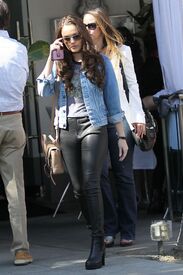 madison-pettis-out-and-abouit-in-los-angeles-04-01-2016_6.jpg