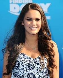 madison-pettis-finding-dory-premiere-in-los-angeles-6-8-2016-7.jpg