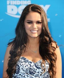 madison-pettis-finding-dory-premiere-in-los-angeles-6-8-2016-8.jpg