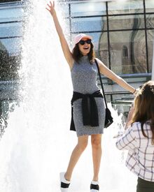 bailee-madison-and-mckayley-miller-out-in-vancouver-04-02-2016_3.jpg