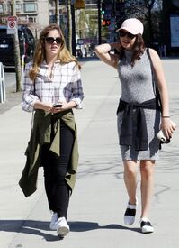 bailee-madison-and-mckayley-miller-out-in-vancouver-04-02-2016_6.jpg