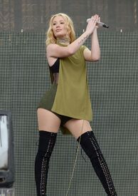 iggy-azalea-performs-at-102.7-kiss-fm-s-2016-wango-tango-in-carson-05-14-2016_2.jpg