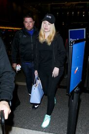 iggy-azalea-at-los-angeles-international-airport-05-18-2016_7.jpg