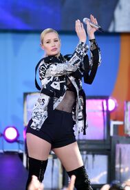 iggy-azalea-performs-at-good-morning-america-summer-concert-in-new-york-06-10-2016_6.jpg