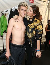 Picture_Pub_Kaia_Gerber_13.jpg