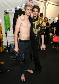 Picture_Pub_Kaia_Gerber_14.jpg