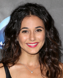 tduid300011_EmmanuelleChriqui.jpg