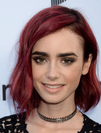 Lily Collins_12.jpg