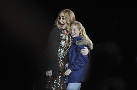 adele260616BZNimage23.jpg