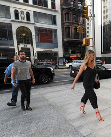 janiston200616BZNimage11.jpg