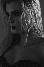 flow-alissa-violet-alvin-stillwell-b-w-ben-miller-black-white-flow-hopeless-lingerie-jeni-chua-kiss-.jpg