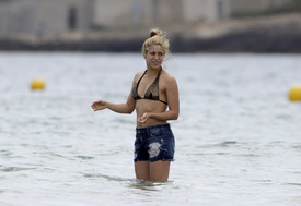 Shakira.13.jpg