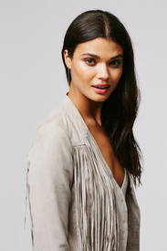 37989068_004_c.jpg