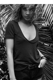 39524251_001_0.jpg