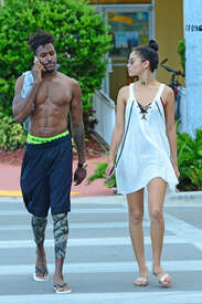 Shanina-Shaik-in-Short-Dress--16.jpg