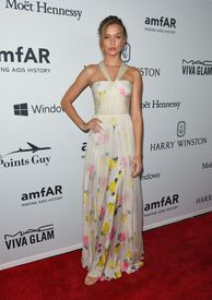 amfar2016_red_carpet-18.jpg