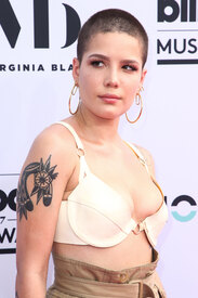 Halsey_080.jpg