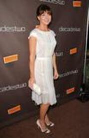 th_AlysonHanniganDecadestwo_9105.jpg