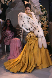 Christian_Dior_Haute_Couture_FW2007-08_HQ.jpg