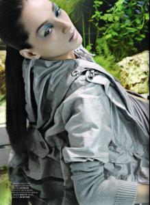 06362_VogueBrazil_July2008_BrunaTenorio_phHenriqueGendre_09_122_132lo.jpg